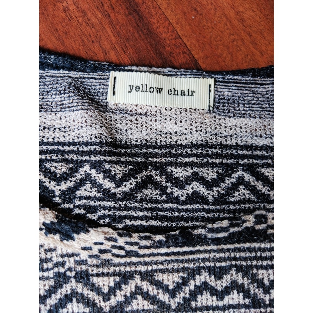 Knit tribal print top - Picture 2 of 5